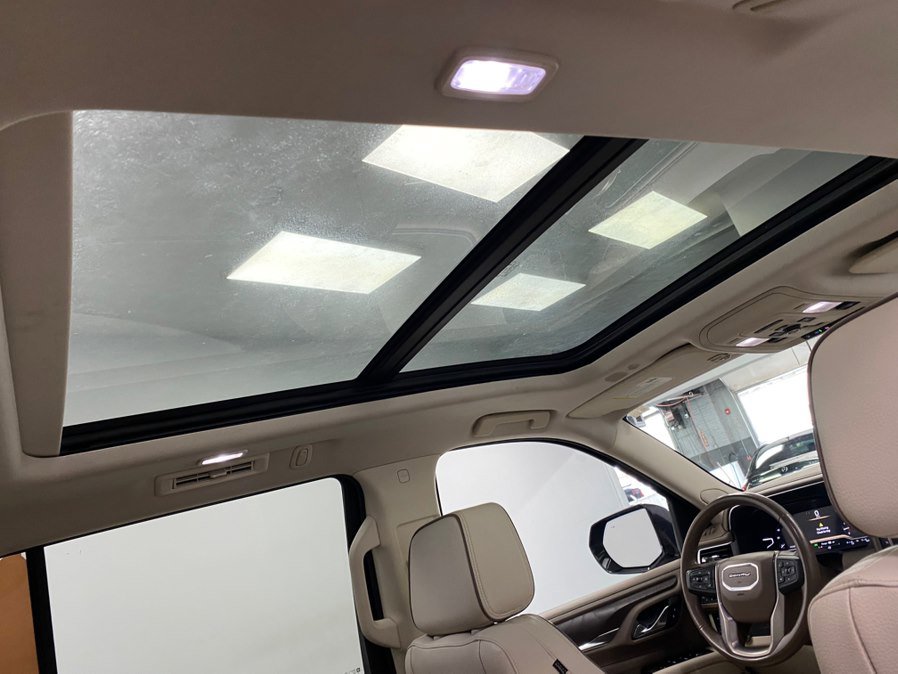 Used 2023 GMC Yukon Denali AWD/4WD image 38