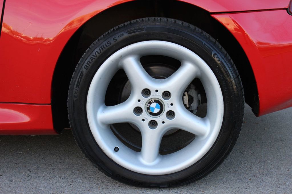 Used 1998 BMW Z3 2.8 RWD image 31