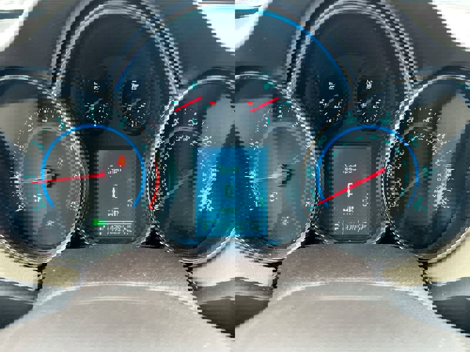 Used 2011 Chevrolet Cruze LTZ image 32