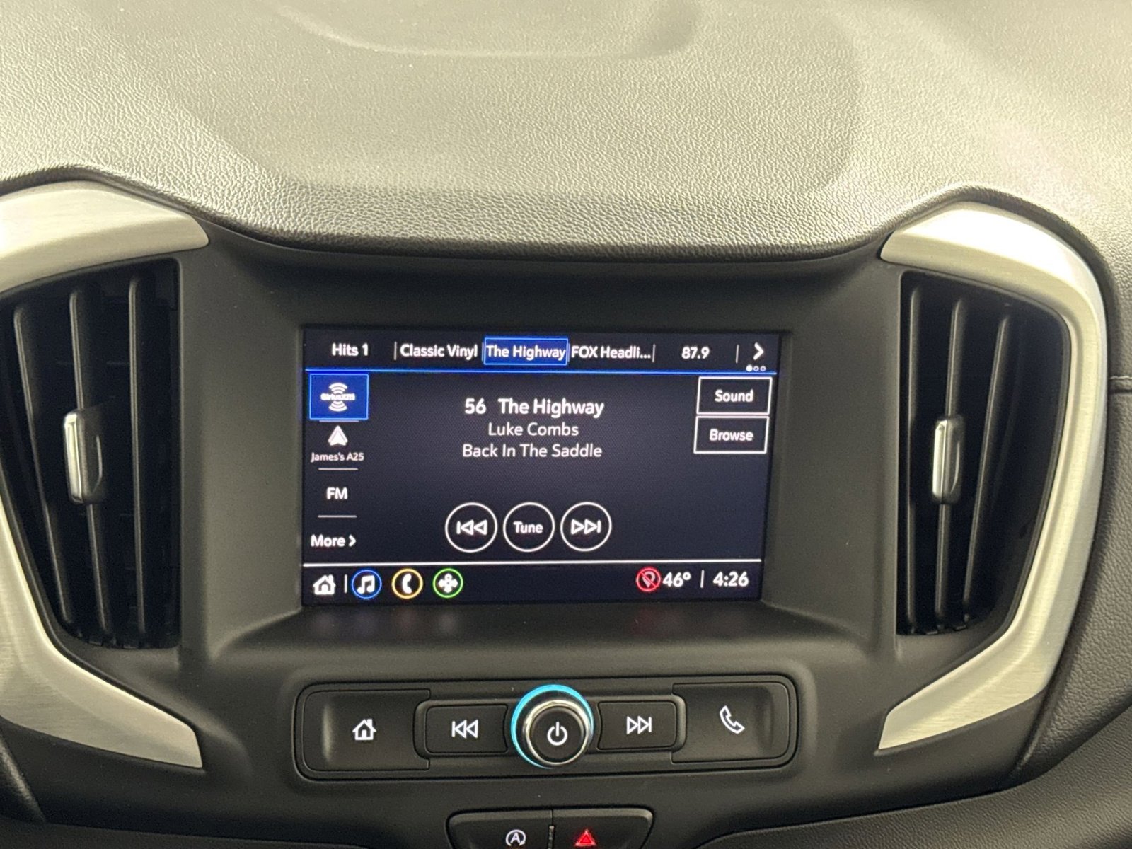 Used 2022 GMC Terrain SLE w/ Driver Convenience Package image 18