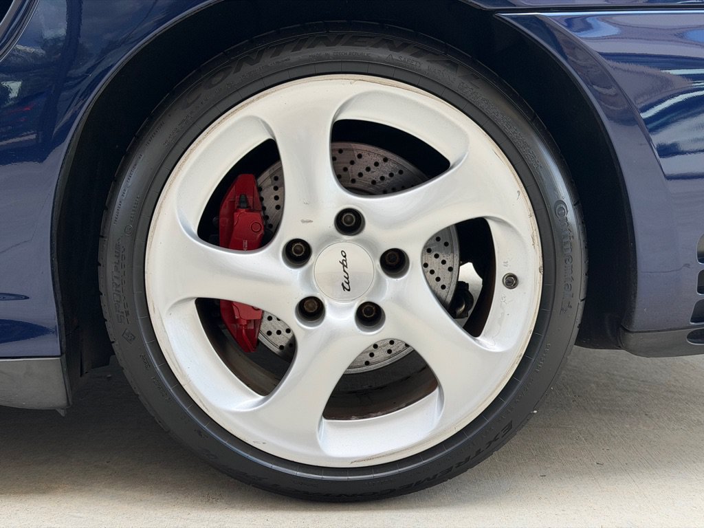 Used 2003 Porsche 911 Turbo AWD/4WD image 18