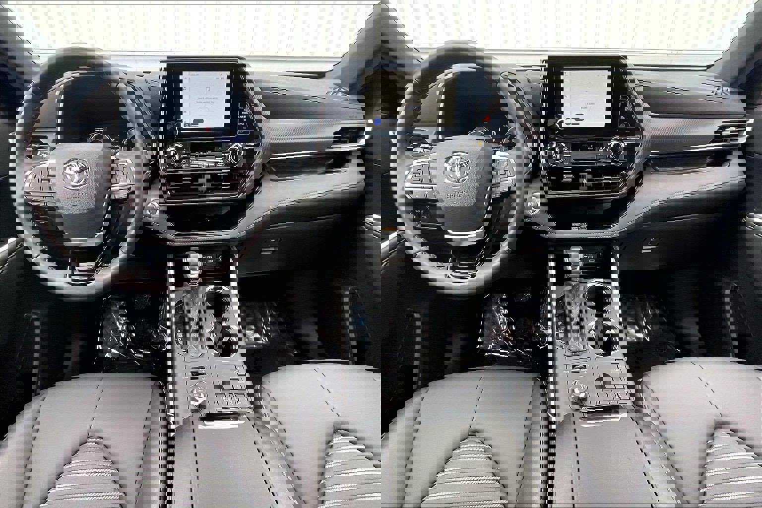 Used 2025 Toyota Highlander XSE image 19