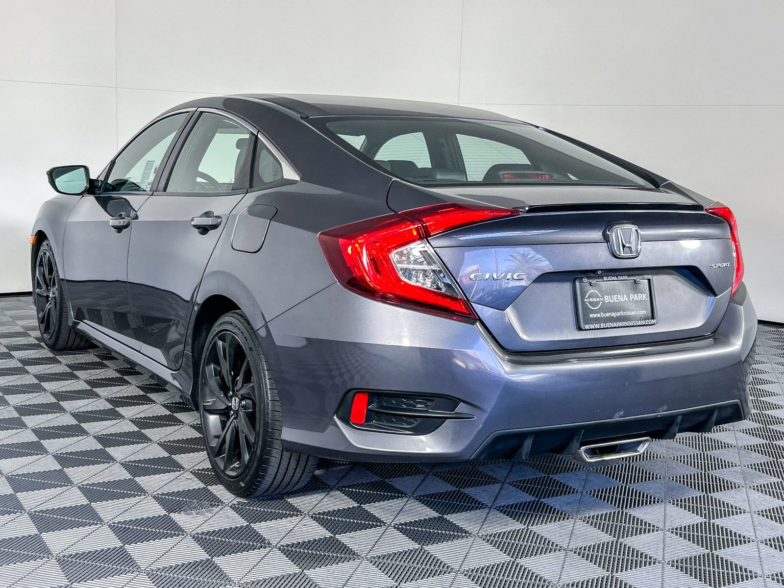 Used 2019 Honda Civic Sport image 5