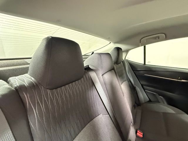 Used 2025 Toyota Camry LE FWD image 28