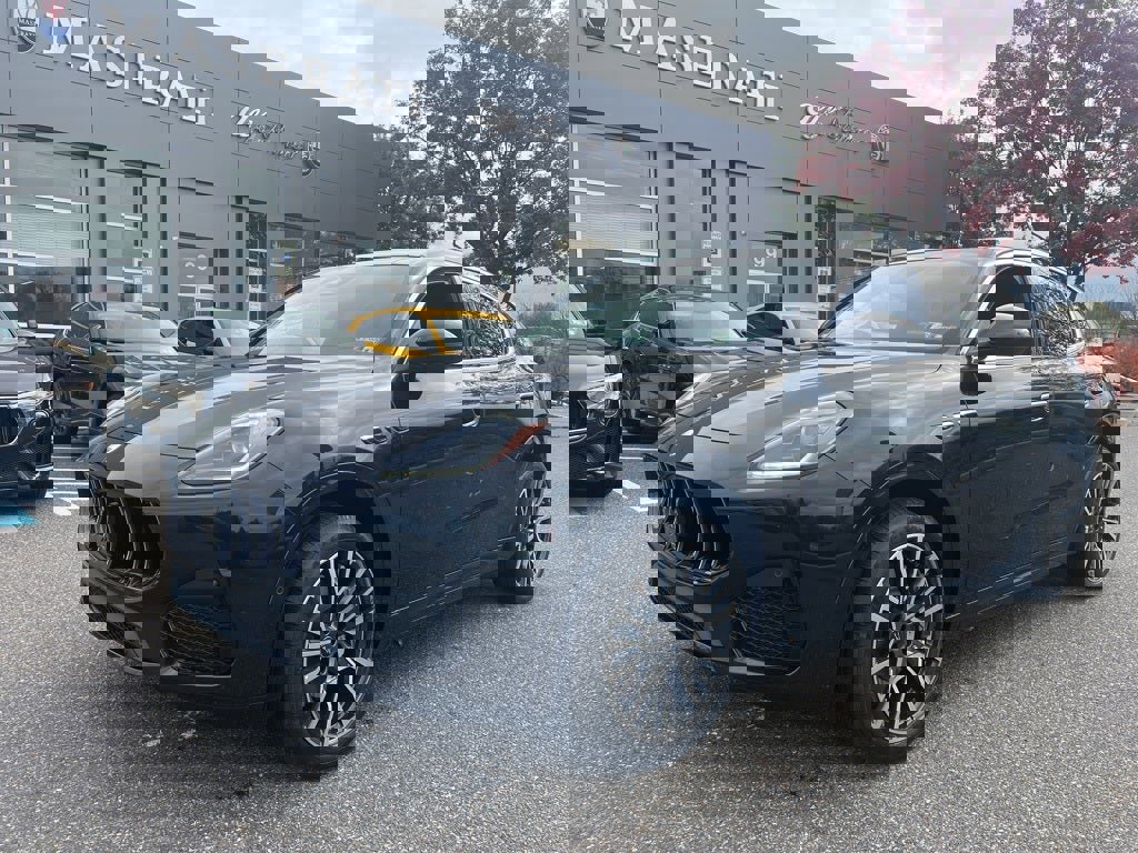 New 2025 Maserati Grecale GT image 1