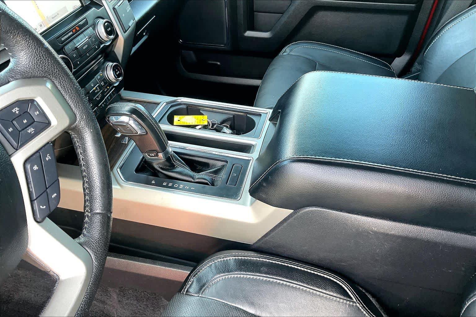 Used 2016 Ford F150 Lariat w/ Equipment Group 502A Luxury AWD/4WD image 17