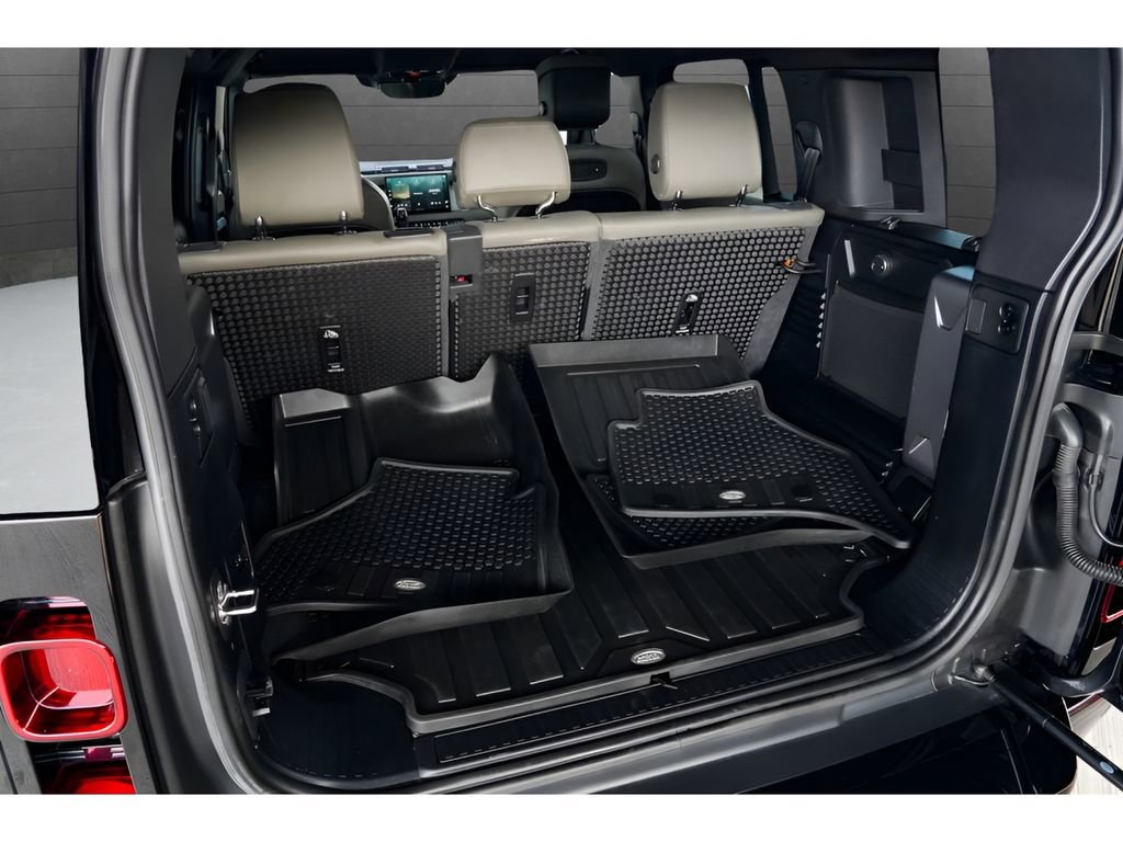 Used 2022 Land Rover Defender 110 XS Edition image 71