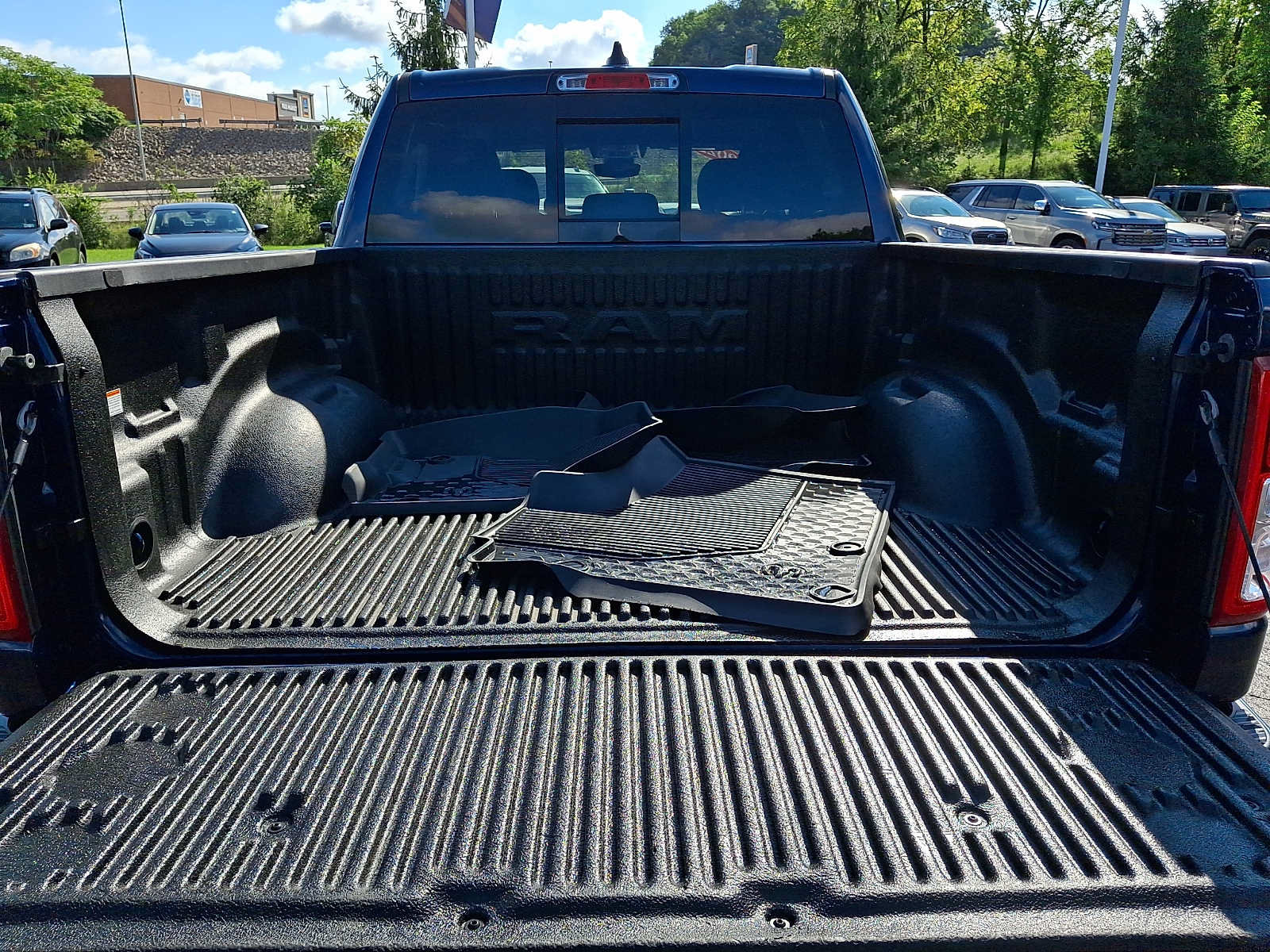 Used 2022 RAM 1500 Big Horn AWD/4WD image 27