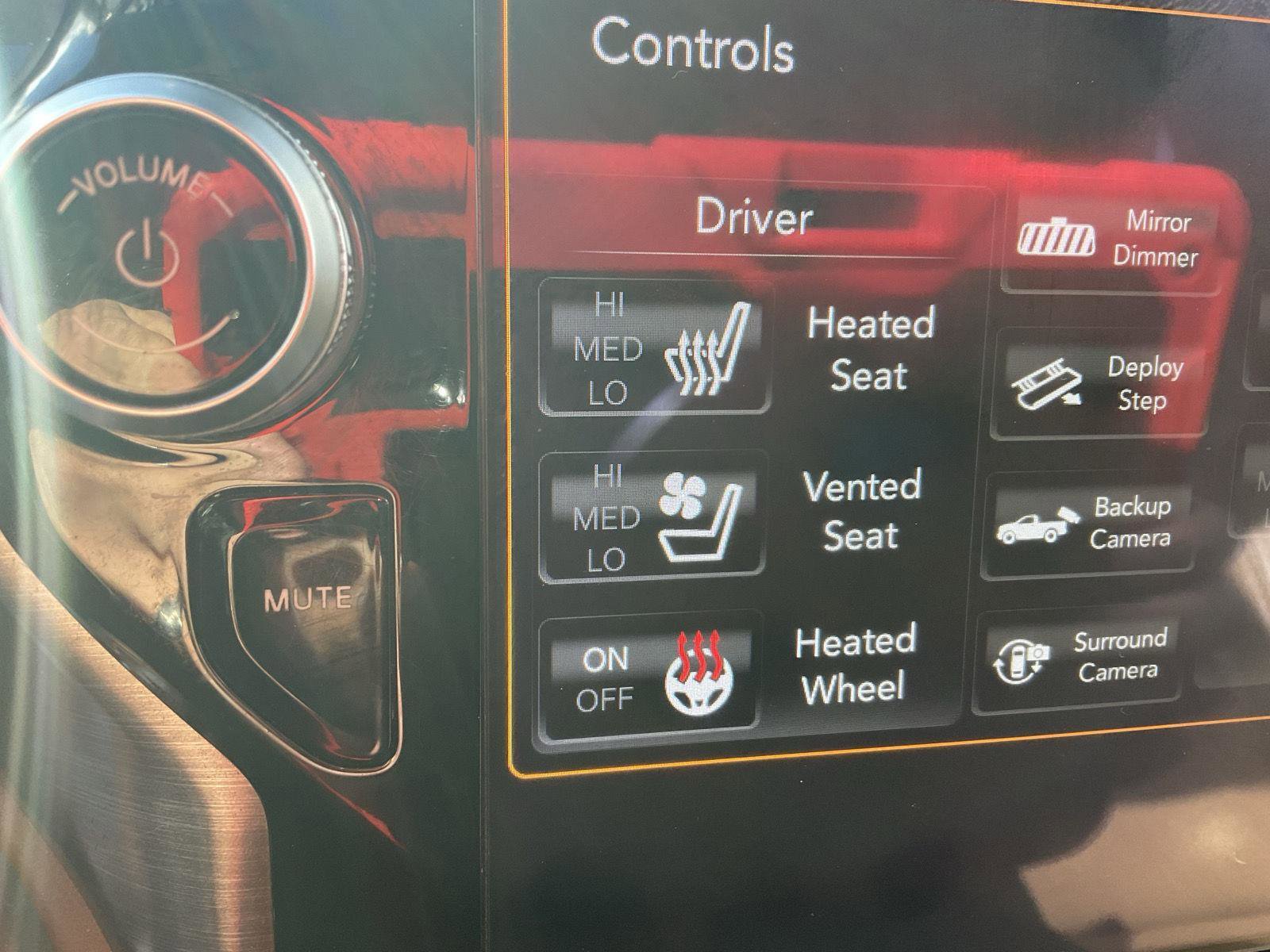 Used 2019 RAM 1500 Limited AWD/4WD image 22