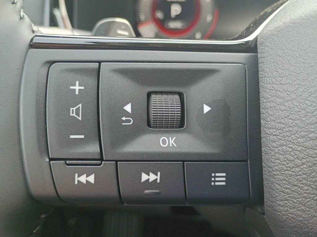 New 2026 Nissan Pathfinder Platinum image 12