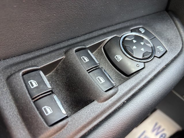 Used 2024 Ford Edge SEL w/ Convenience Package AWD/4WD image 16