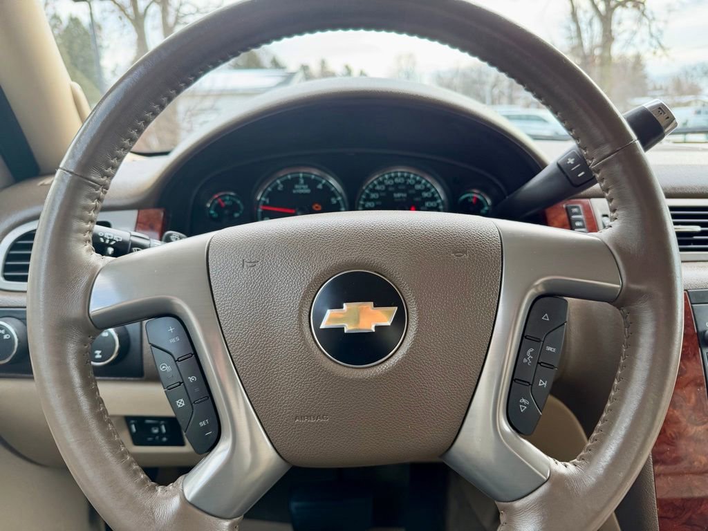 Used 2014 Chevrolet Tahoe LTZ image 28