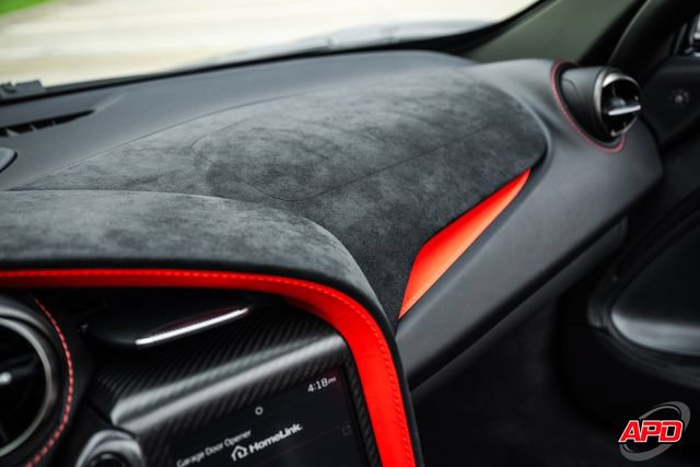 Used 2020 McLaren 720S Performance RWD image 31