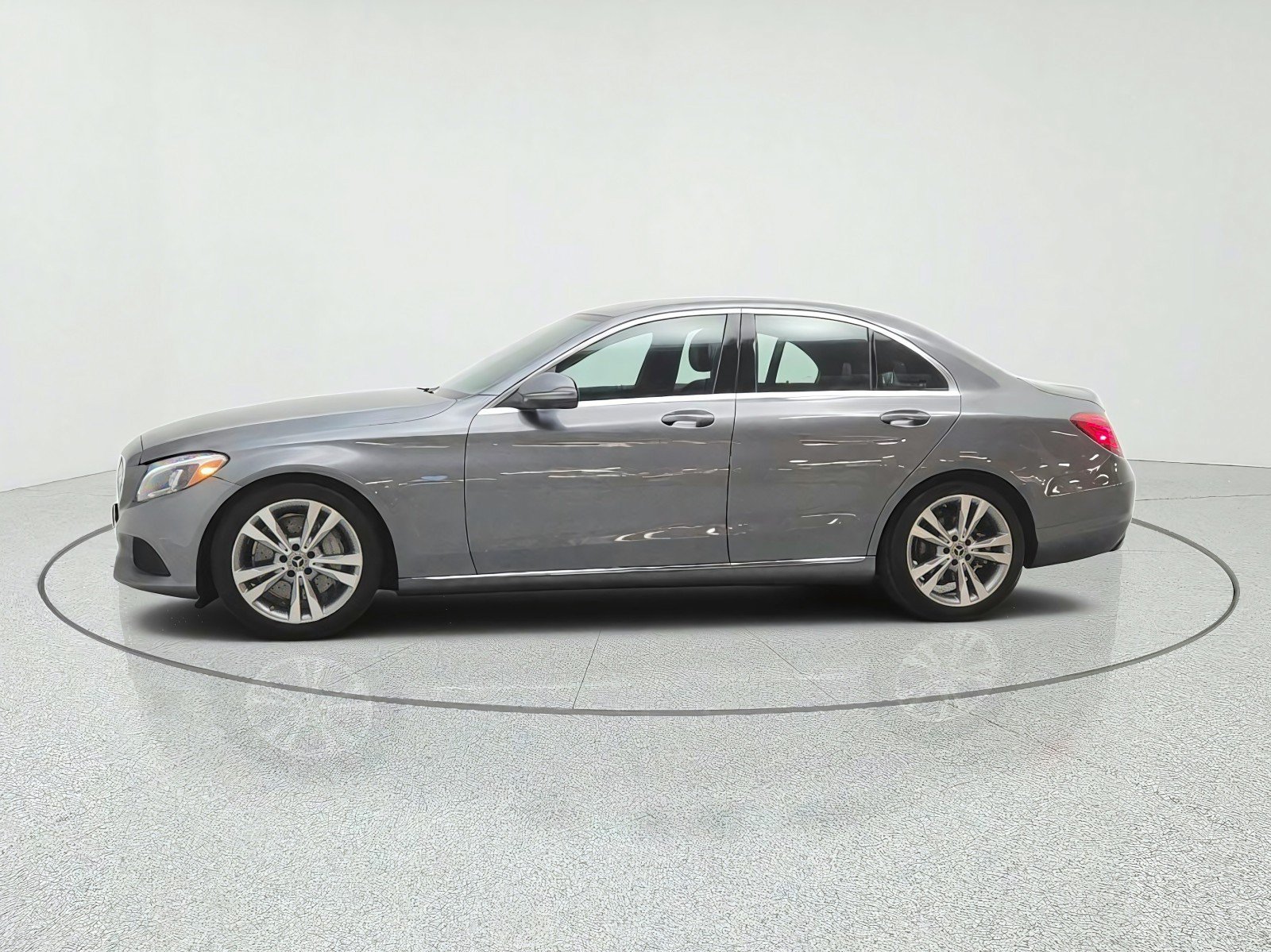 Used 2018 Mercedes-Benz C 350e Sedan image 8