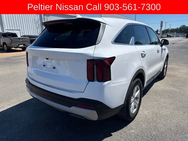 Used 2025 Kia Sorento LX FWD image 3