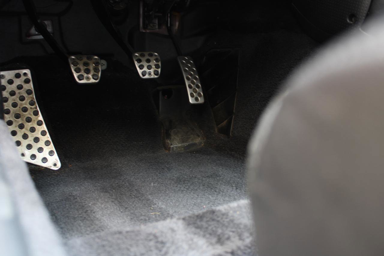 Used 2002 Honda S2000 image 38