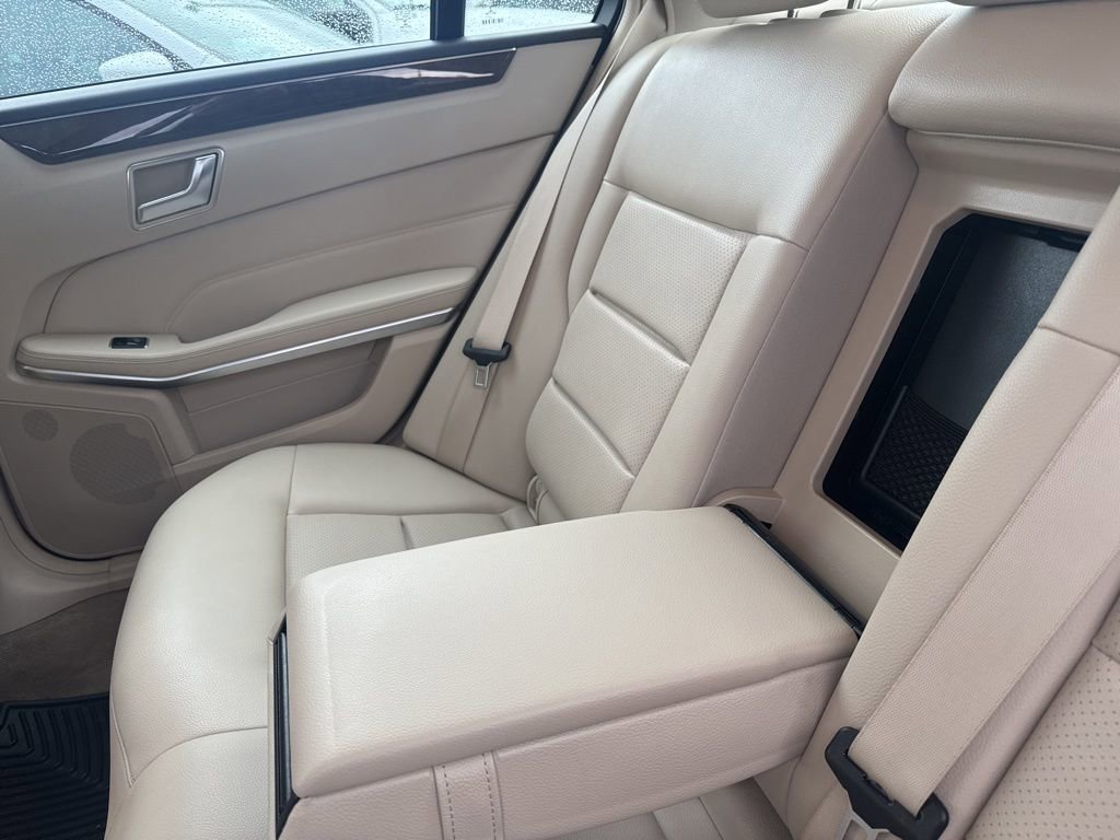 Used 2015 Mercedes-Benz E 350 4MATIC Sedan image 61
