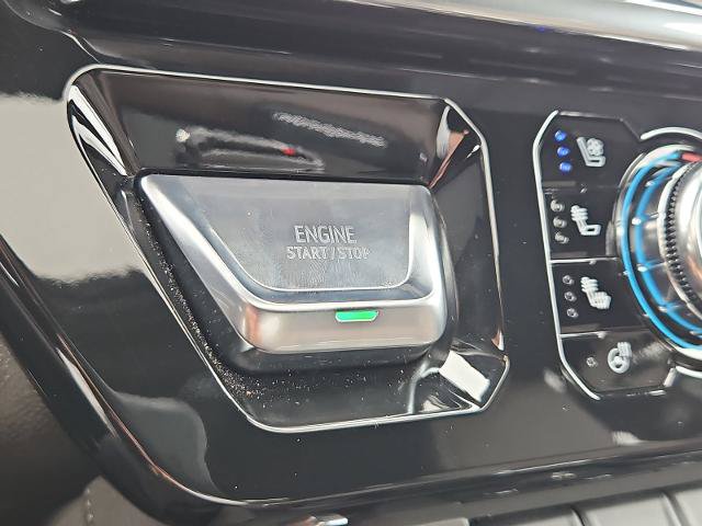 Certified 2025 GMC Sierra 1500 Denali AWD/4WD image 17