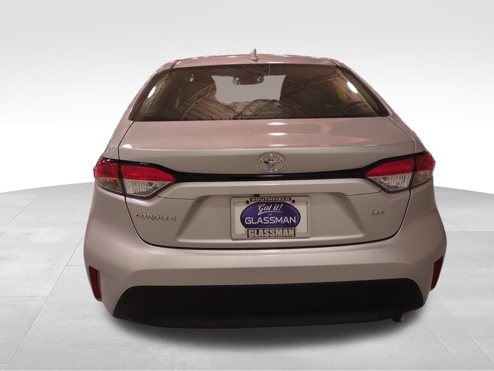 Used 2025 Toyota Corolla LE image 5