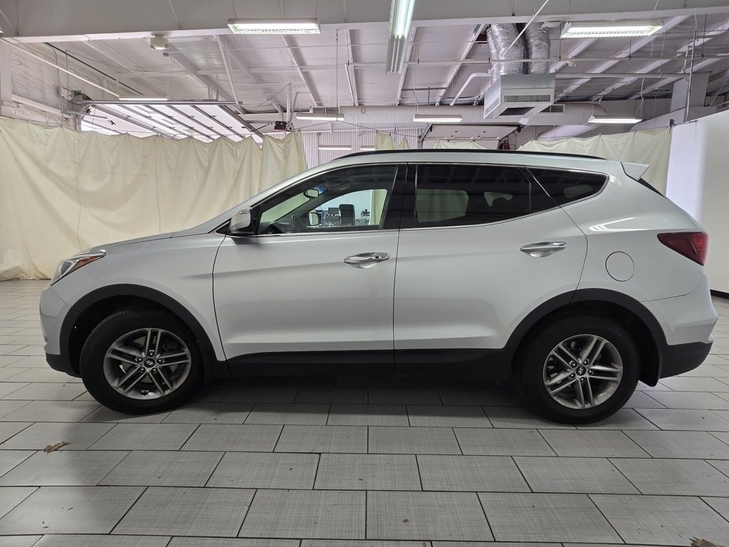 Used 2018 Hyundai Santa Fe Sport w/ 2.4L Value Package 02 AWD/4WD image 10