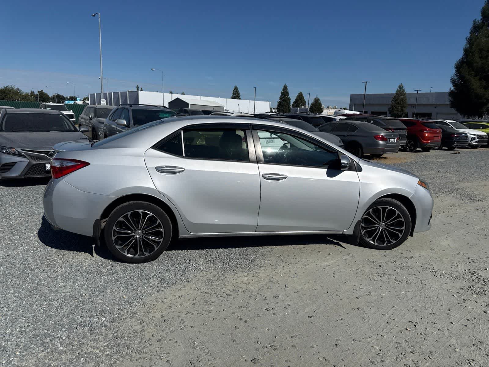 Used 2014 Toyota Corolla S Premium w/ Driver Convenience Package FWD image 4