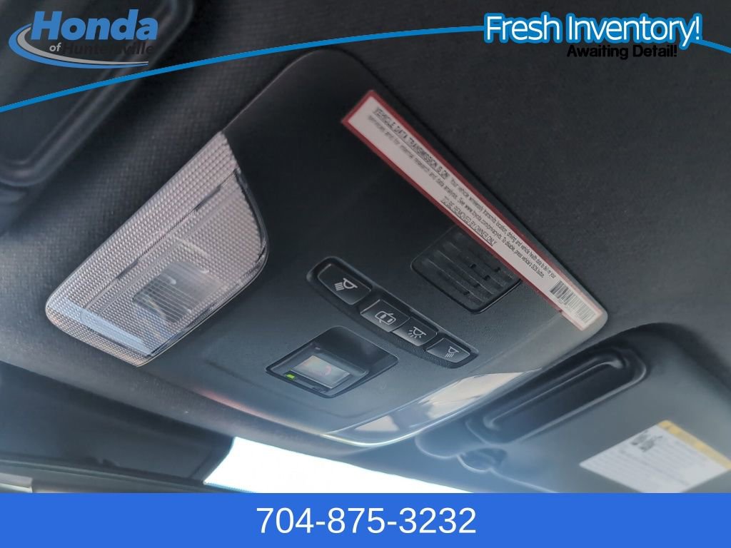 Used 2021 Toyota Corolla SE image 26