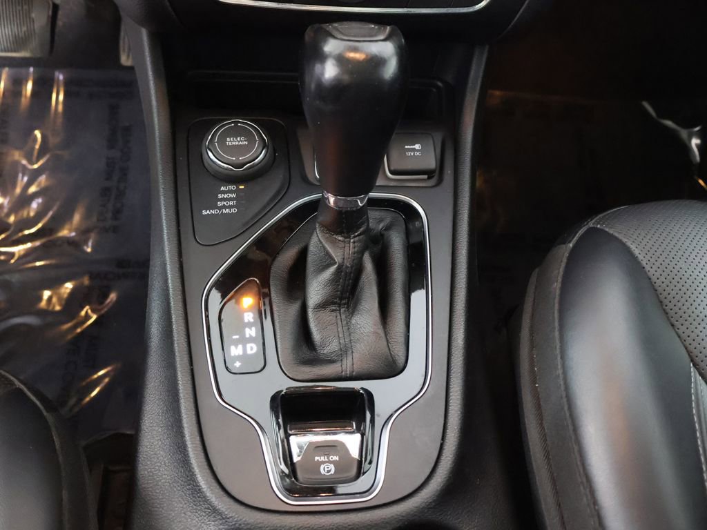 Used 2022 Jeep Cherokee Limited image 45