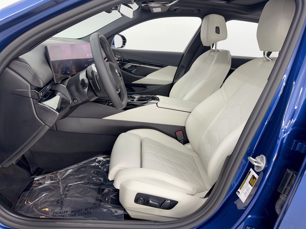 Certified 2026 BMW 530i RWD image 5
