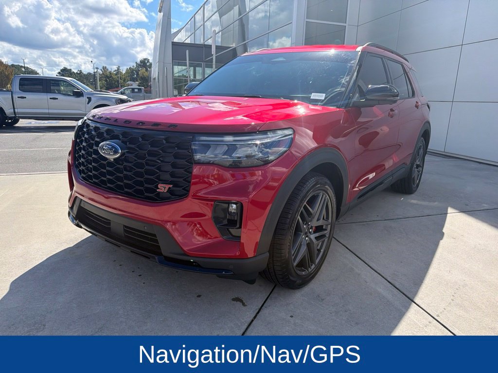 Used 2026 Ford Explorer ST AWD/4WD image 3