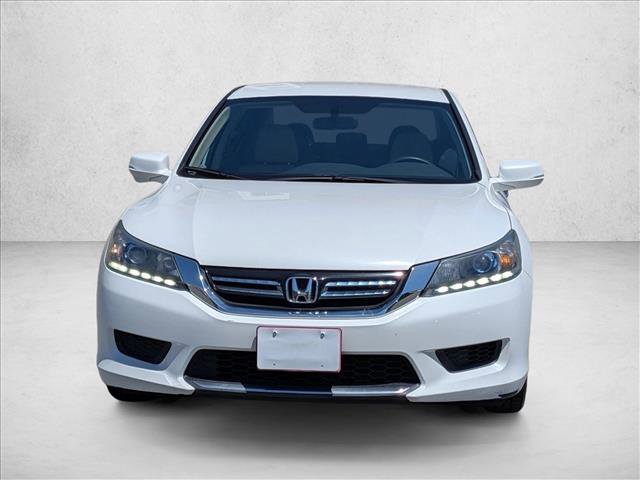 Used 2015 Honda Accord Hybrid Sedan image 2