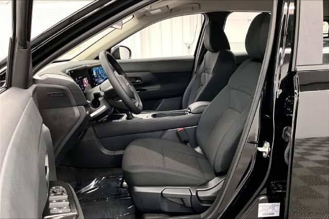 New 2027 Nissan Kicks S AWD/4WD image 10