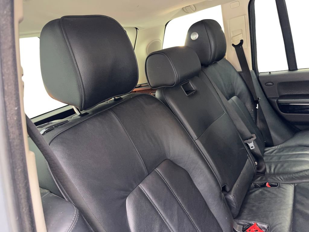 Used 2012 Land Rover Range Rover HSE image 34