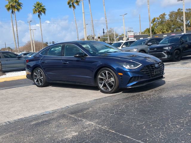 Used 2022 Hyundai Sonata SEL Plus w/ Cargo Package FWD image 2