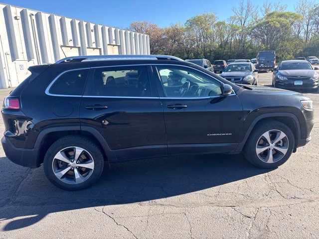 Used 2019 Jeep Cherokee Limited AWD/4WD image 11