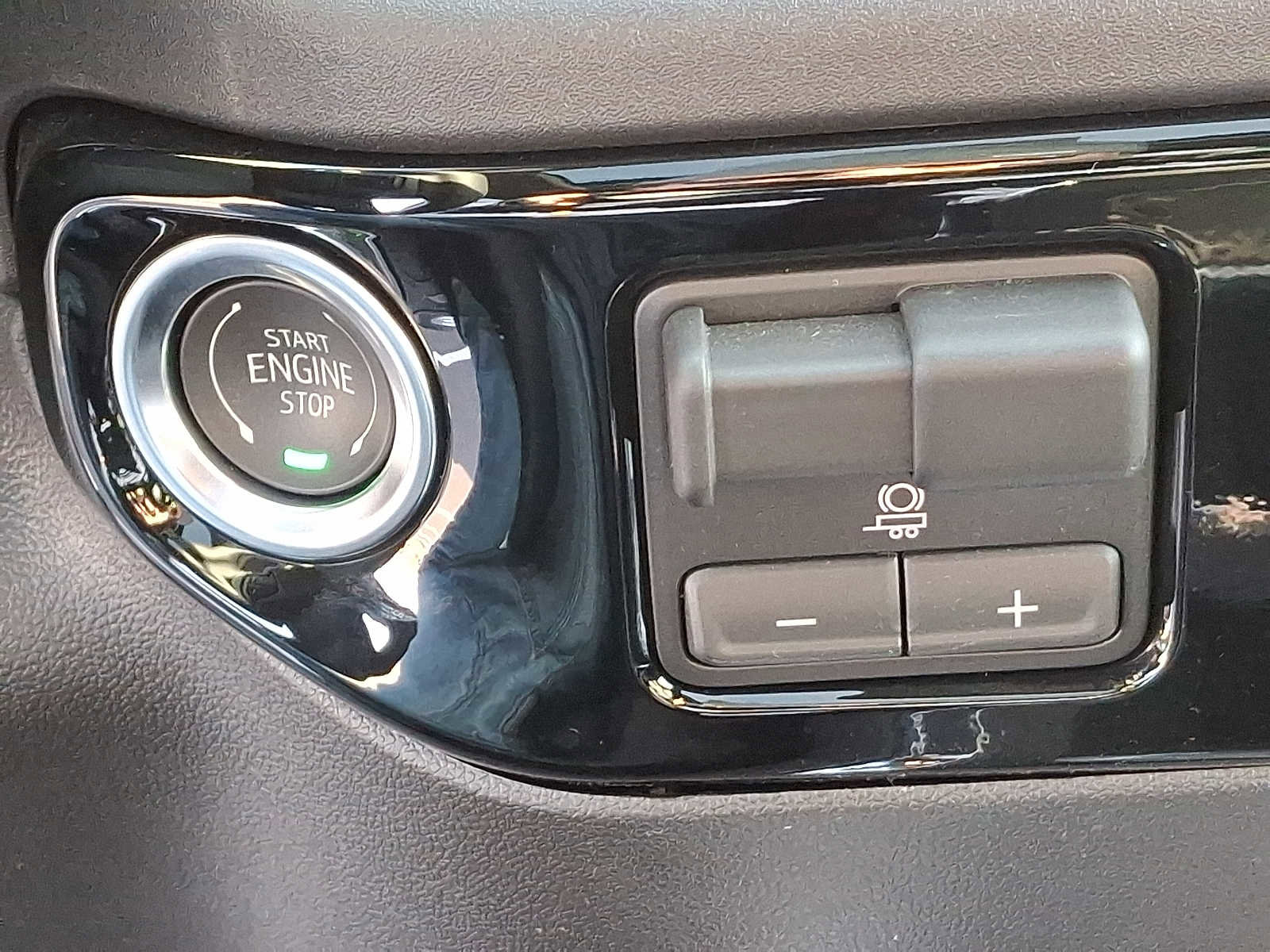 New 2026 GMC Sierra 3500 SLT image 19