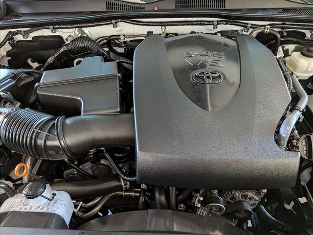 Used 2023 Toyota Tacoma SR5 w/ Technology Package image 21