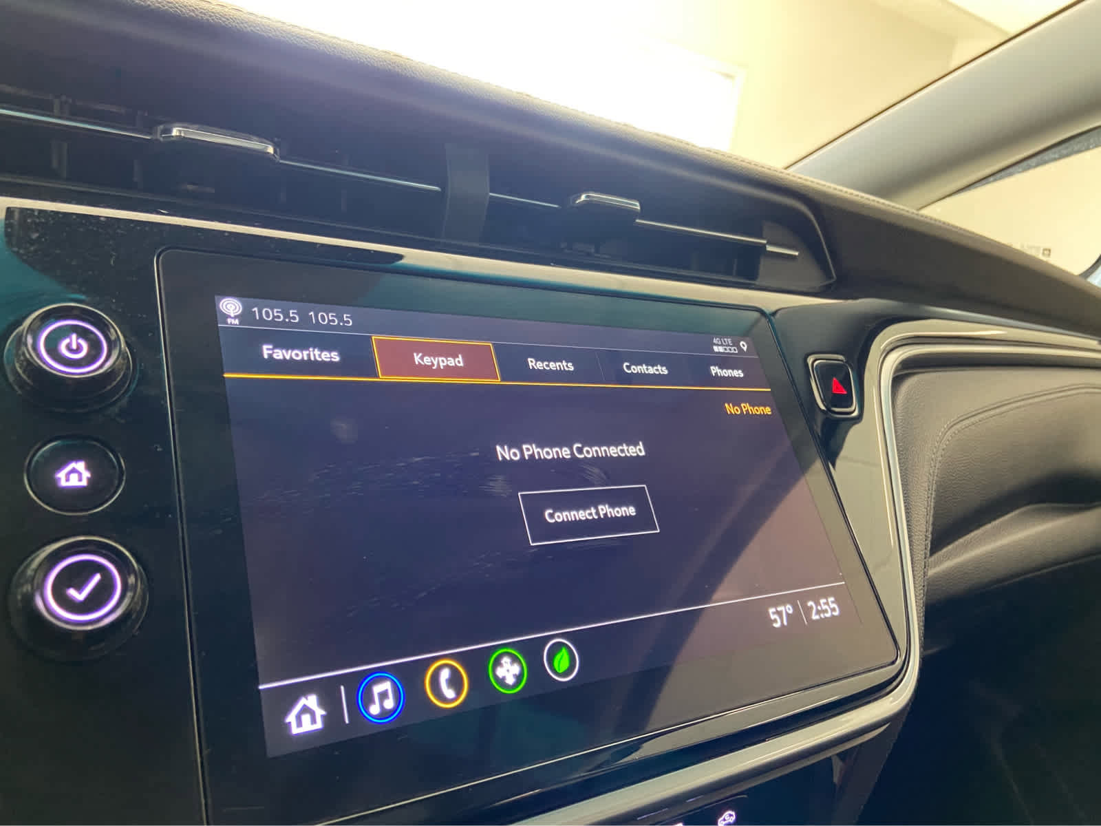 Used 2023 Chevrolet Bolt LT w/ Infotainment Package image 26