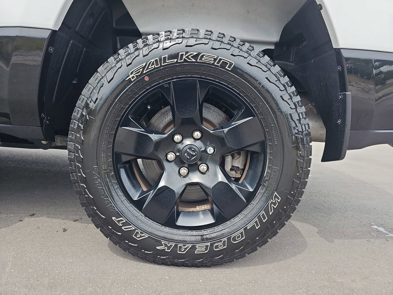 Used 2023 RAM 1500 Big Horn AWD/4WD image 32