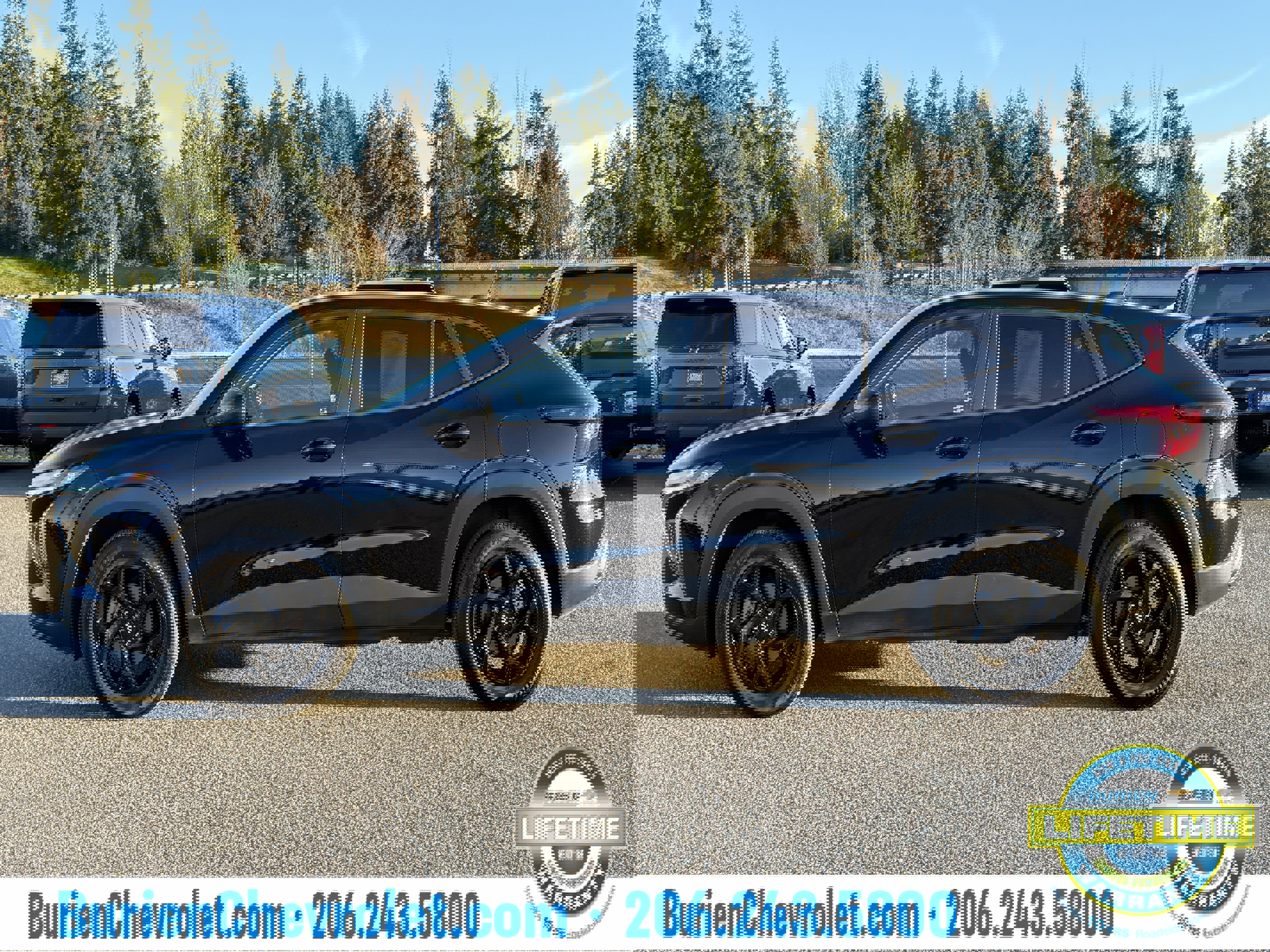 Used 2025 Chevrolet Trax LS w/ LS Convenience Package image 2