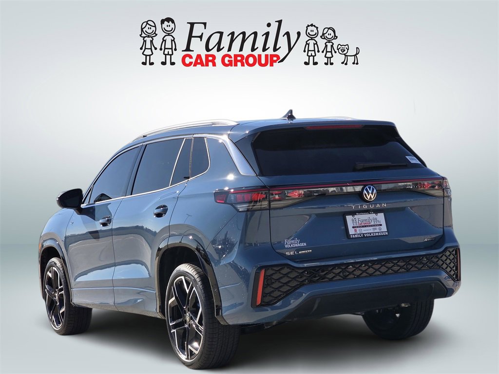 New 2026 Volkswagen Tiguan SEL R-Line image 3