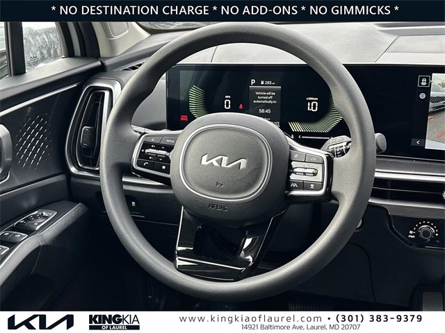 Used 2025 Kia Sorento LX image 8