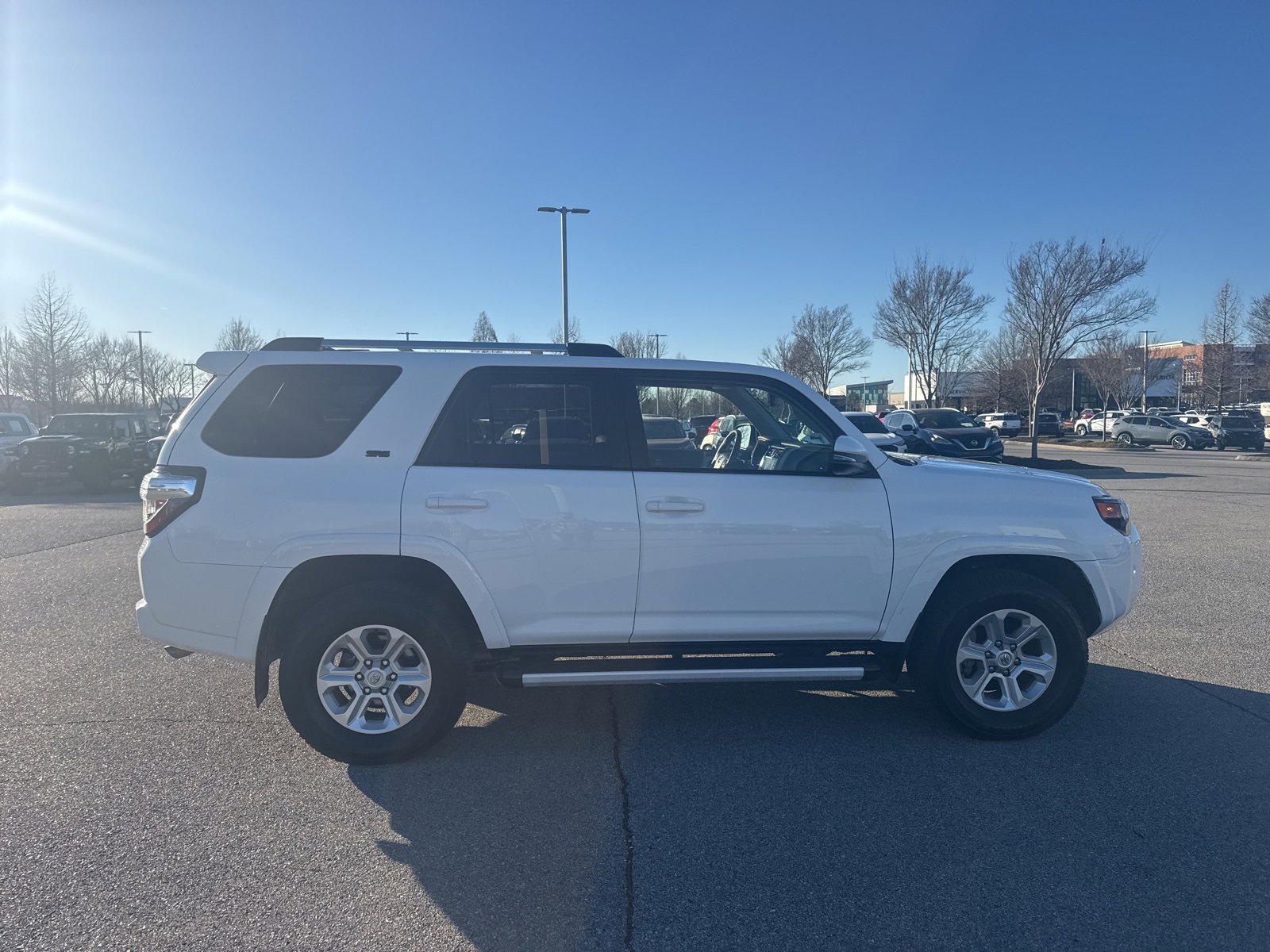 Used 2023 Toyota 4Runner SR5 Premium image 4