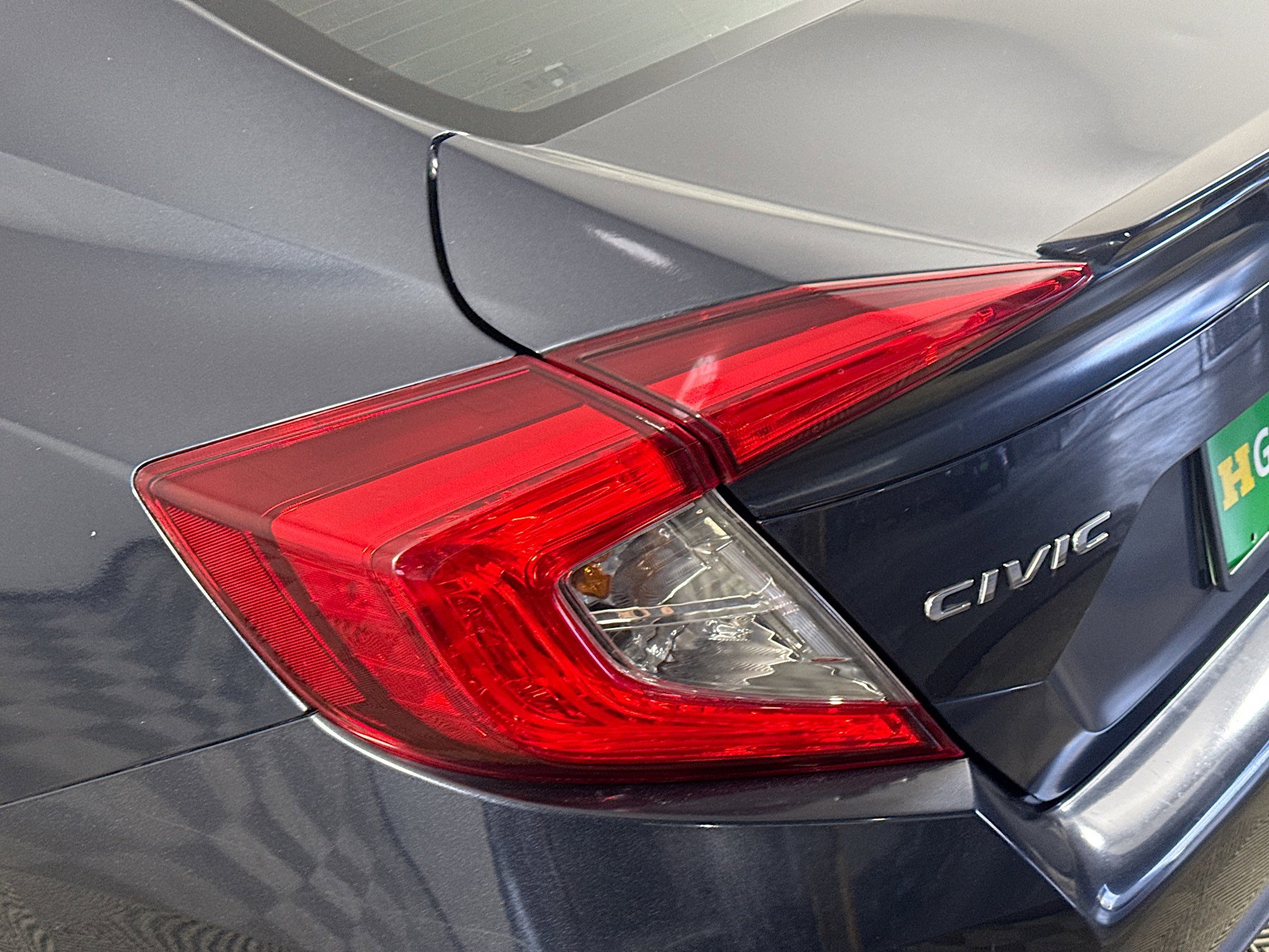 Used 2017 Honda Civic Touring image 36