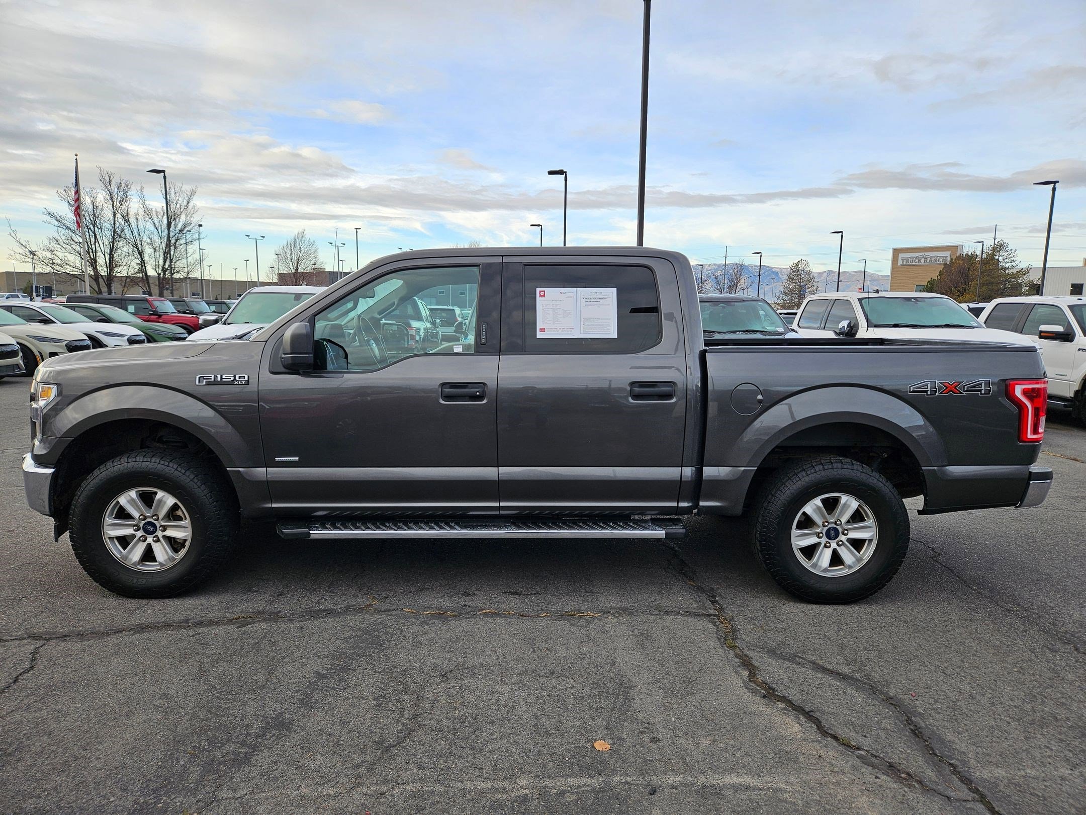 Used 2017 Ford F150 XLT image 9