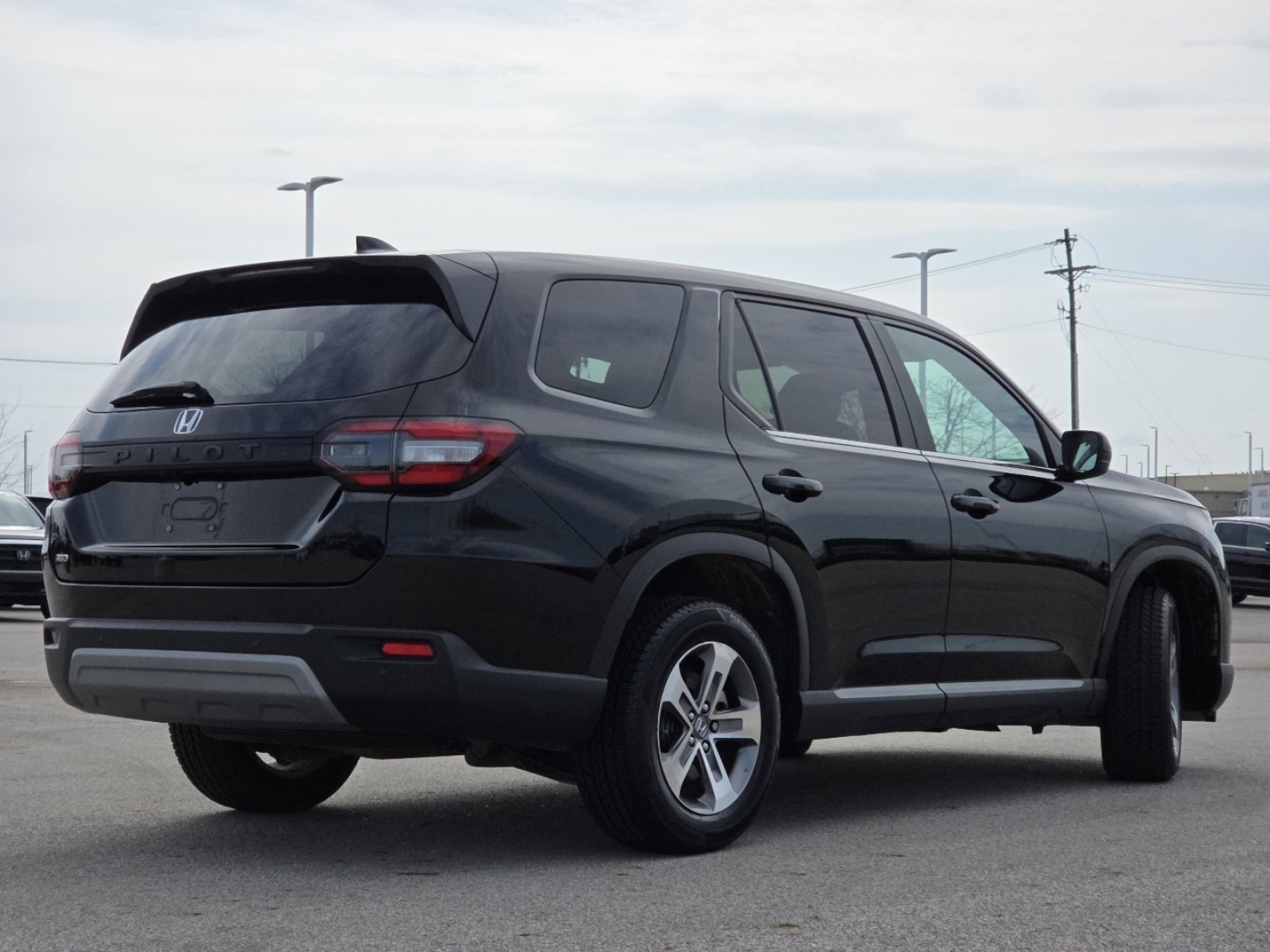 Used 2023 Honda Pilot EX-L image 18
