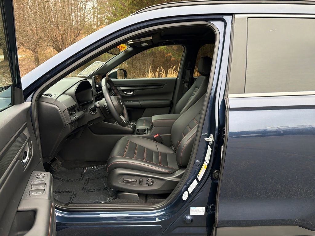 Used 2025 Honda CR-V Sport-L image 12