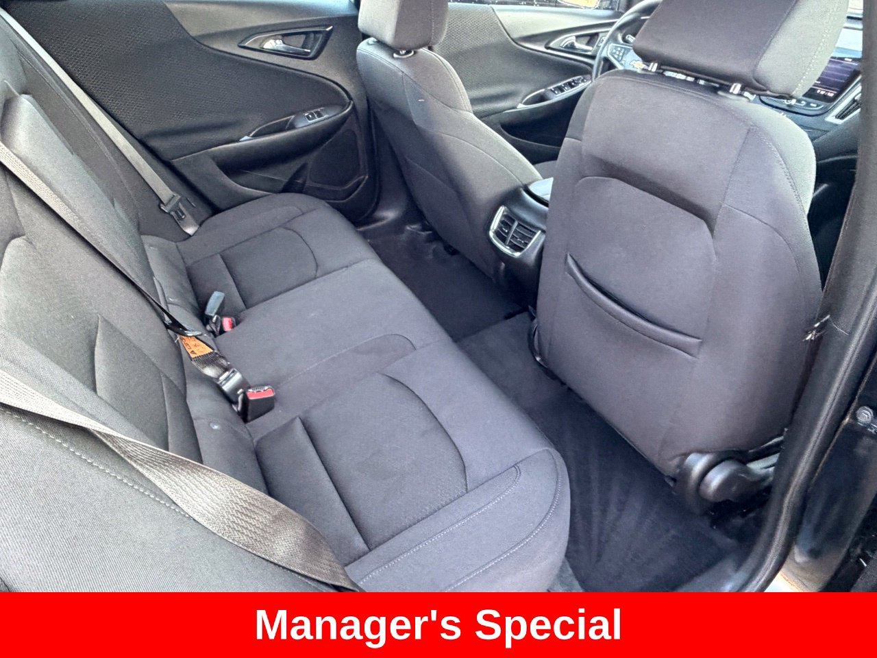 Used 2025 Chevrolet Malibu LT FWD image 31