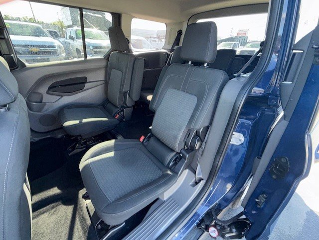 Used 2020 Ford Transit Connect XLT image 18