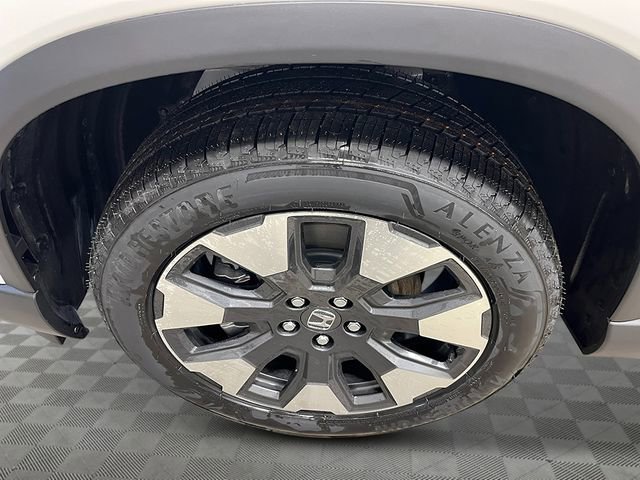 New 2026 Honda Pilot Touring image 13