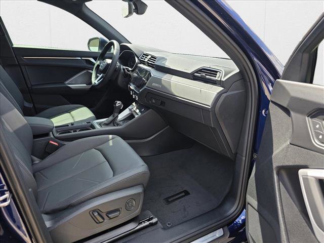 New 2025 Audi Q3 2.0T Premium w/ Convenience Package image 10